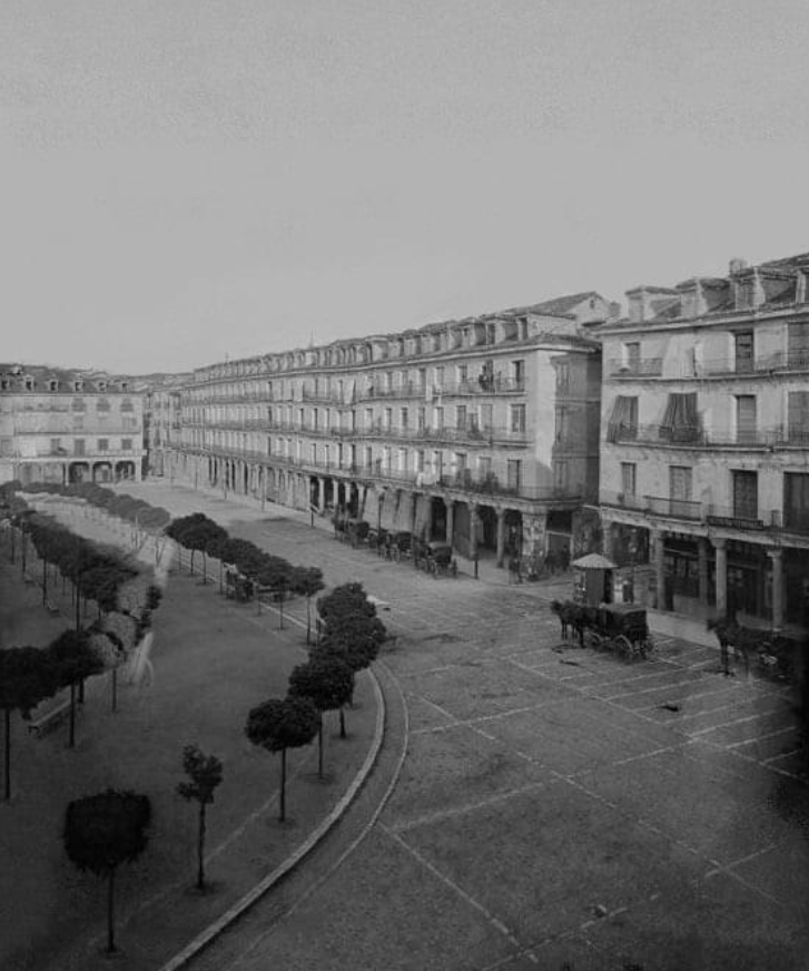 Imagen de la Plaza Mayor de Valladolid con mucha historia